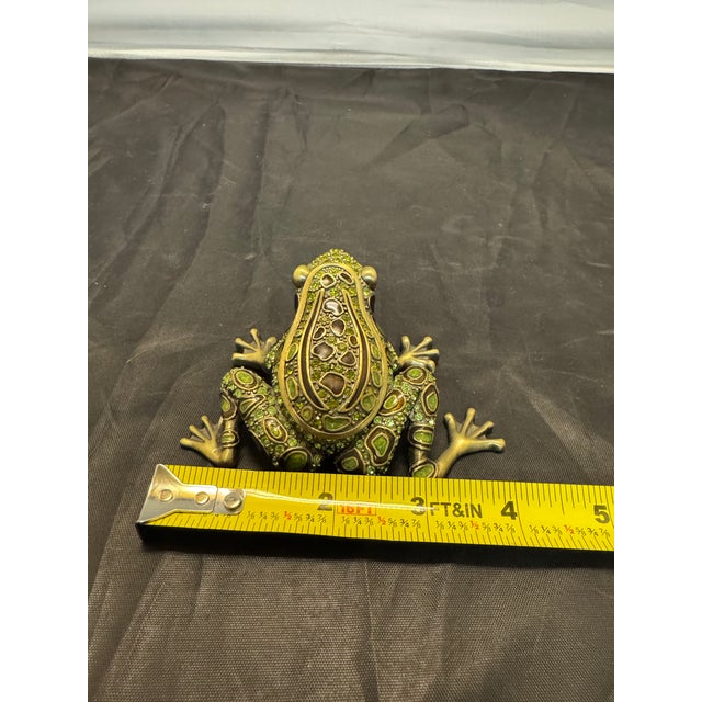 Vintage Two's Company Crystal Enamel Pewter 3” Frog Trinket Box Green Red Eyes For Sale - Image 9 of 11