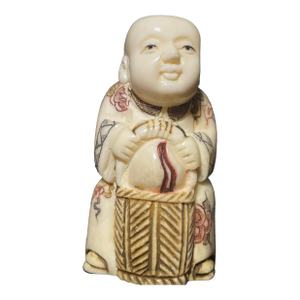 19th Century Japanese Carved Netsuke Women With a Basket Meiji Era
