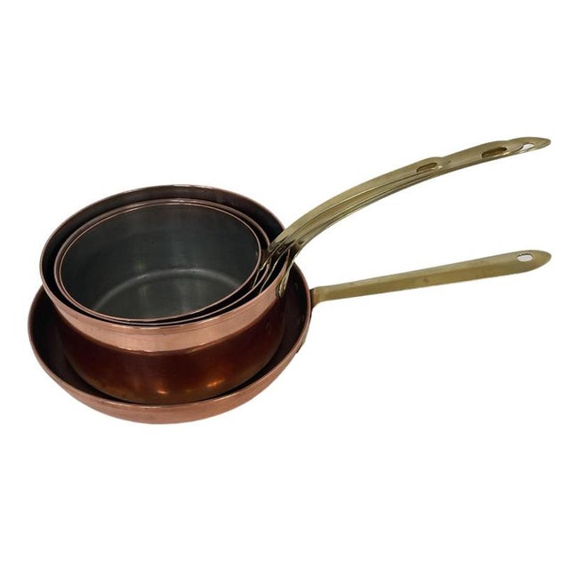 Polished Copper Pots and Pan with Brass Handles from Tagus, Portugal, Set of 4 For Sale - Image 5 of 10