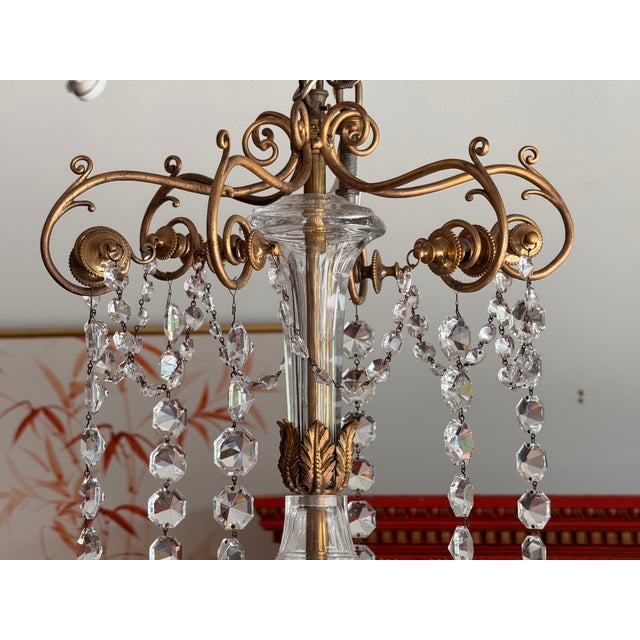 Early 19th Century Early 19th Century Anglo-Irish Crystal and Gilt Bronze Chandelier For Sale - Image 5 of 11