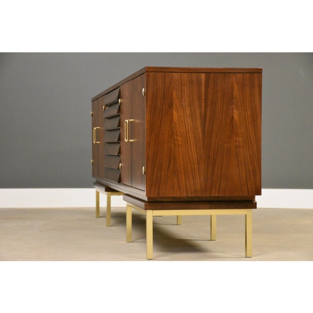 1960s 1960s Refinished 78” American of Martinsville Walnut and Brass Dresser For Sale - Image 5 of 12