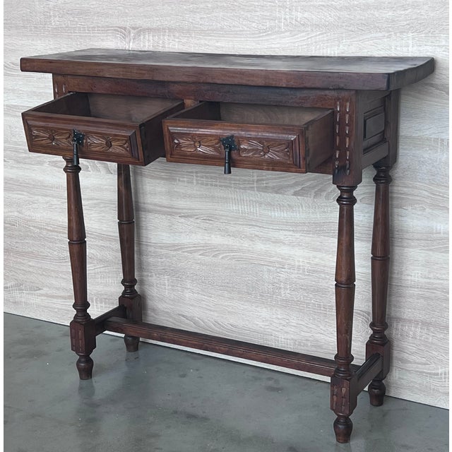 Wood Early 20th Century Spanish Carved Console Table With Fluted Legs For Sale - Image 7 of 11