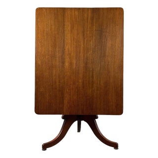19th Century Antique English Oak Breakfast Table For Sale