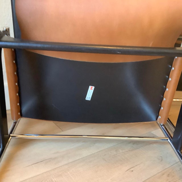 Pair of Vintage Charles Pollock 657 Armchairs for Knoll – Original Leather & Chrome For Sale - Image 10 of 12