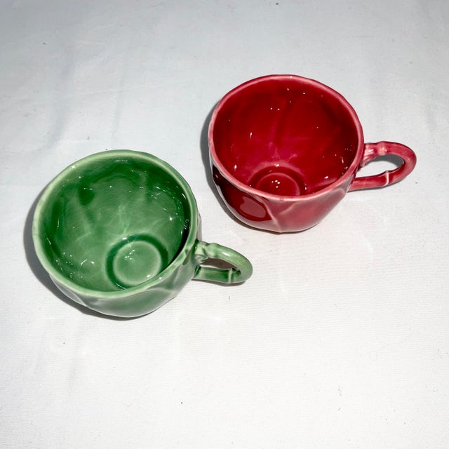 1970s Vintage Hollywood Regency Boho Chic Majolica Cabbageware Demitasse Cups & Saucer, Service for 8 - 16 Pieces, Christmas For Sale - Image 11 of 11