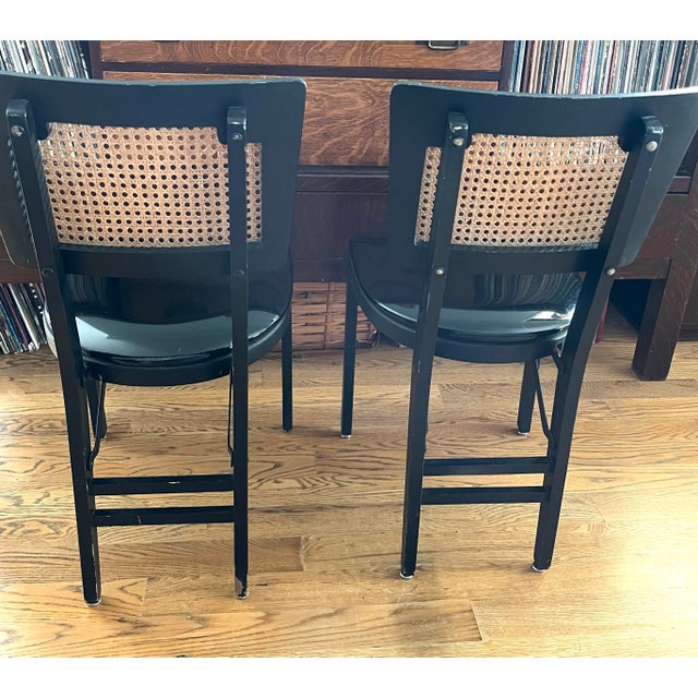 Stakmore Company 1950s Vintage Stakmore Folding Game Table Set. Cane-Back Seating & Jet-Black Gloss Vinyl - Set of 3 For Sale - Image 4 of 12