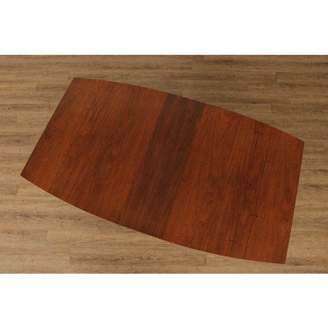 Mid 20th Century Lane 'Tuxedo' Mid Century Modern Extendable Walnut Dining Table For Sale - Image 5 of 12