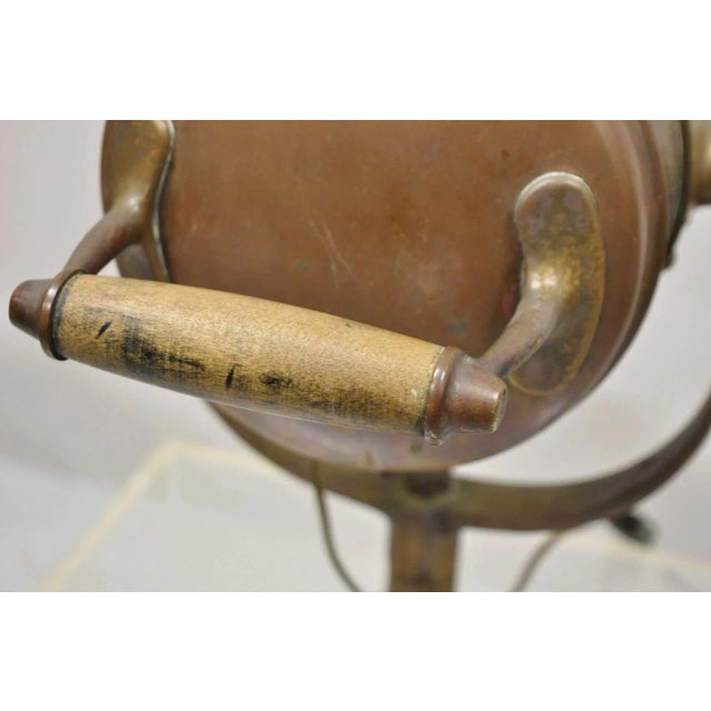 Antique "The Neverout" Searchlight Projector Brass Rose MFG Maritime Table Lamp For Sale - Image 12 of 12