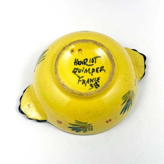 1930s Vintage Henriot Quimper Soleil Yellow Handled Bowl With Breton Woman & Floral Motif For Sale - Image 5 of 6