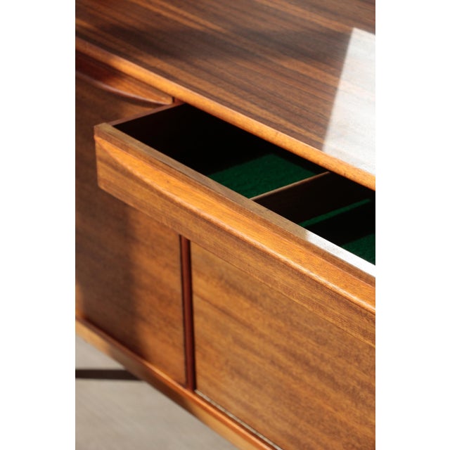 Vintage Zebrano and Walnut Sideboard from Morris of Glasgow, 1960s For Sale - Image 11 of 18