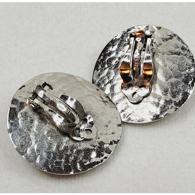 Les Bernard 1950s Les Bernard Turquoise and Hammered Silver Earrings, A Pair For Sale - Image 4 of 7