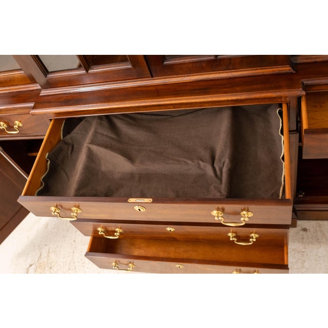 Stickley 1980s Stickley Mahogany 4 Door Breakfront Bookcase Cabinet For Sale - Image 4 of 18