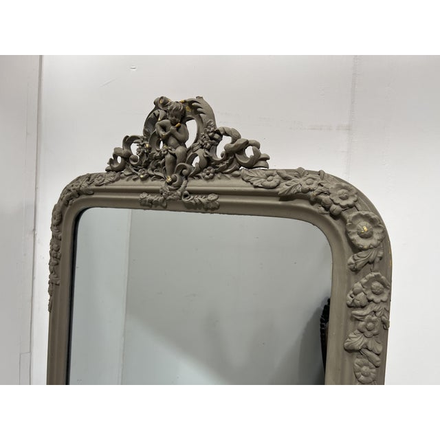 Gray Louis XV Style Mirror in Wood with Patinated Stucco, 20th Century For Sale - Image 8 of 15