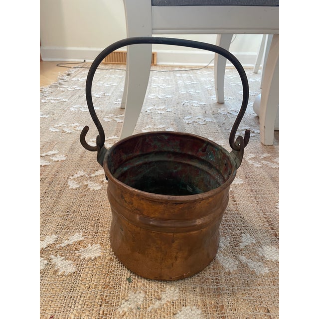 Antique Handcrafted Copper Bucket Pal Riveted Dovetail Features For Sale - Image 4 of 10