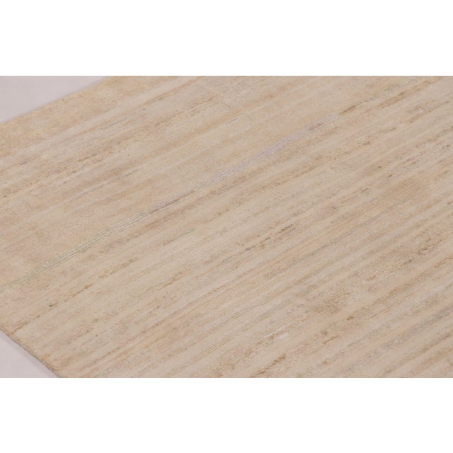 Rug & Kilim’s Modern Textural Rug in Soft Ivory and Cream Striae For Sale In New York - Image 6 of 8