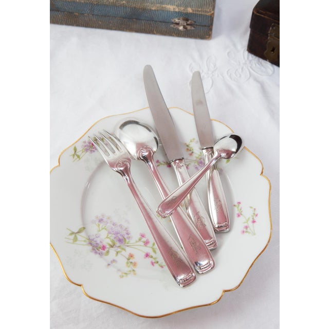 Antique French Cutlery Set for 12 with A.R. Initials by François Frionnet, 1940s, Set of 61 For Sale - Image 11 of 15