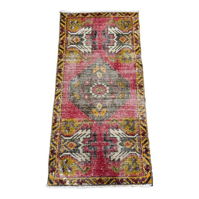 Turkish Yastik Rug 1'8