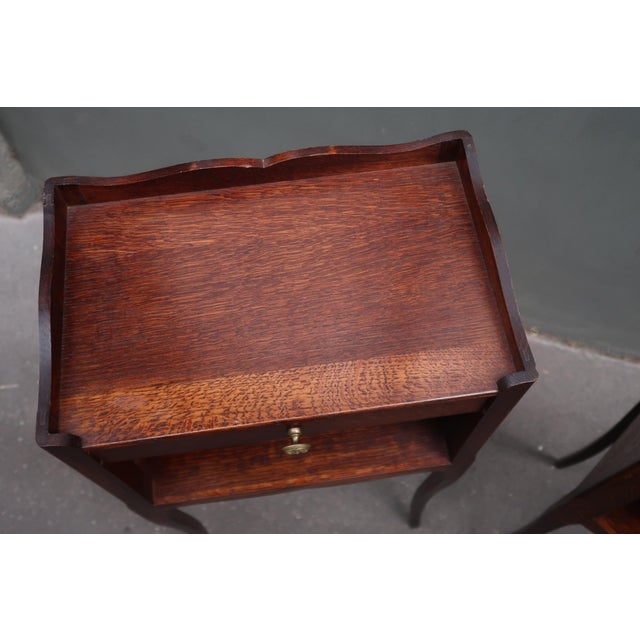 1950s Set of Two French Louis XV Style Side Tables Nightstands. For Sale - Image 9 of 13