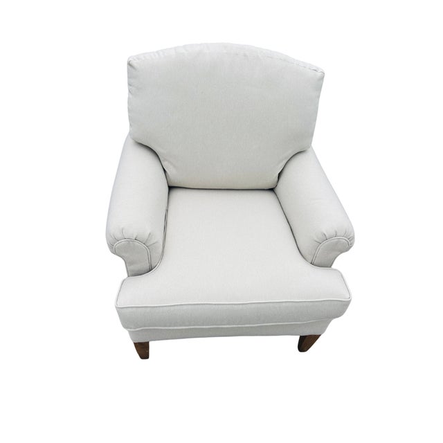 Vintage Pearson Club Chair – English Roll Arm Lounge Chair, Ivory Upholstery, Tapered Wood Legs, High-End Designer Seating For Sale - Image 6 of 16