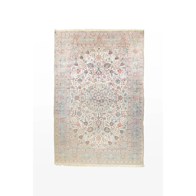 1980s Vintage Silk Medallion Floral Design Beige Gray Green Hand Knotted Pile Rug - 6’ X 9’ For Sale - Image 11 of 11