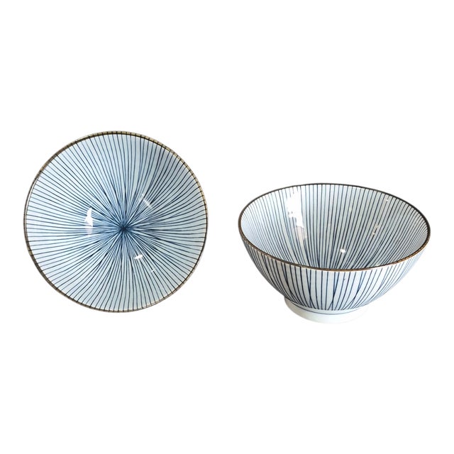 Blue Late 20th Century Japanese Blue & White Sensuji Lines Serving Bowls - a Pair For Sale - Image 8 of 8