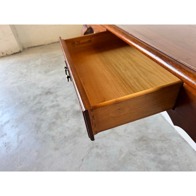 Queen Anne Vintage Thomasville Oak Queen Anne Style Console Table With Drawer For Sale - Image 3 of 12