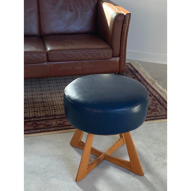 Leather Heywood-Wakefield Swivel Ottoman, Midcentury Modern, 1950s For Sale - Image 6 of 18