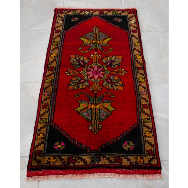 1960s Hand Knotted Small Turkish Rug. Organic Wool 1960's Entryway Decor DoorMat, Accent Rug - 22'' X 42'' For Sale - Image 5 of 12