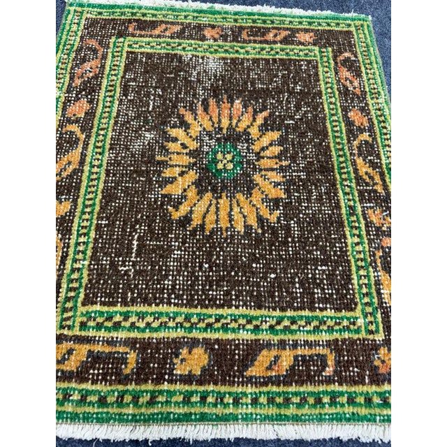 Turkish Yastik Rug 1'9" x 2' For Sale - Image 4 of 5