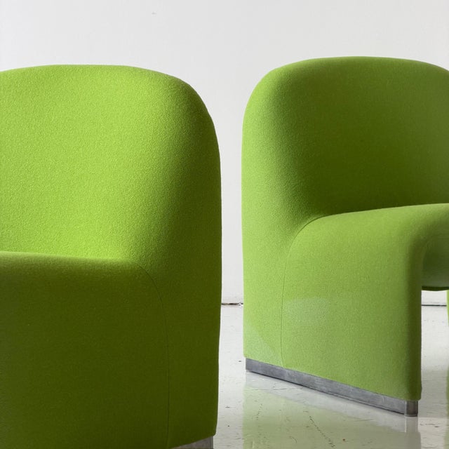 Mid-Century Modern Alky Chairs Attributed to Giancarlo Piretti for Artifort For Sale - Image 3 of 9