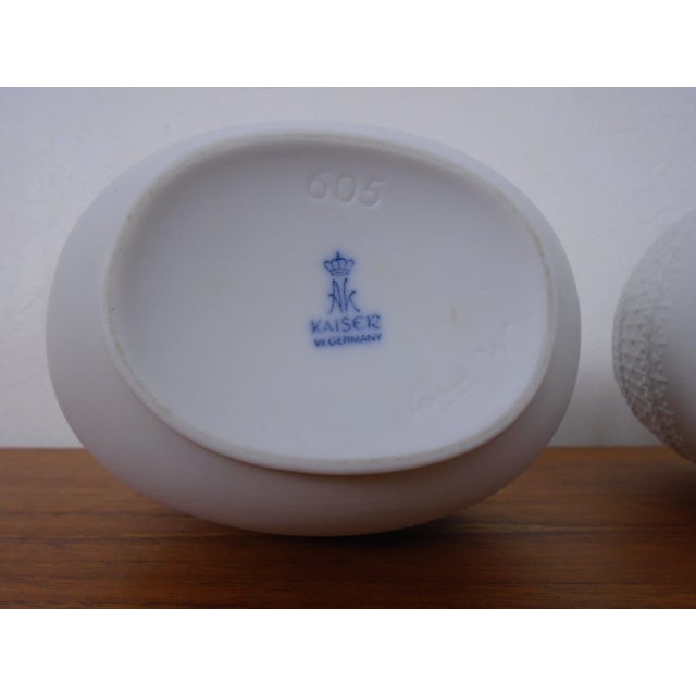 Mid-Century Op Art Vases by M.frey for Kaiser, Germany, 1960s, Set of 2 For Sale - Image 10 of 14