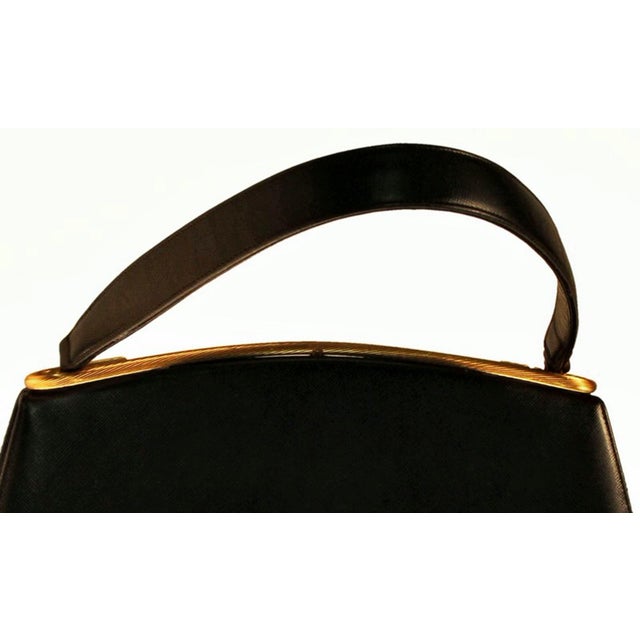 Yves Saint Laurent 1960’s Dorian Textured Black Leather Kelly Bag For Sale - Image 4 of 10