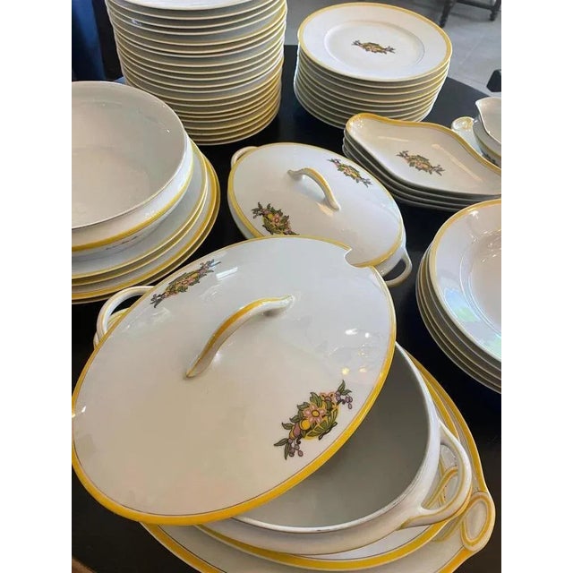 Art Deco French Service in Porcelain from Limoges, 1920s, Set of 49 For Sale - Image 10 of 16