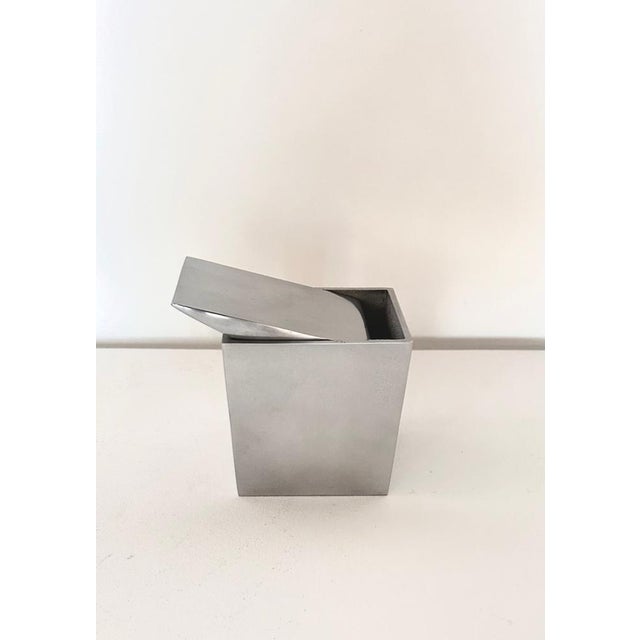 Ray Hollis Ashtray by Philippe Starck for XO, 1990s For Sale - Image 6 of 14