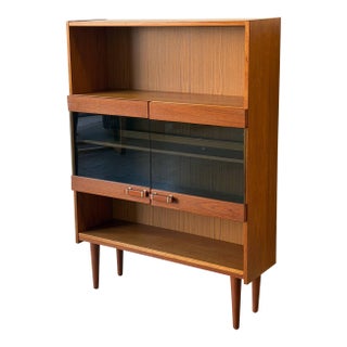 Mid Century Danish Teak Display Cabinet – Vintage Scandinavian Glass Door Bookcase 1960s For Sale