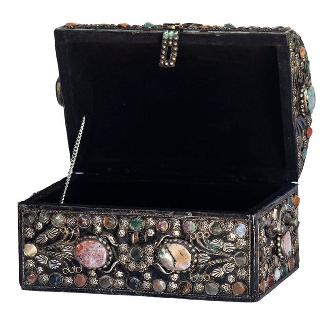 2000 - 2009 Vintage Handcrafted Moroccan Bejeweled Keepsake Box For Sale - Image 5 of 13
