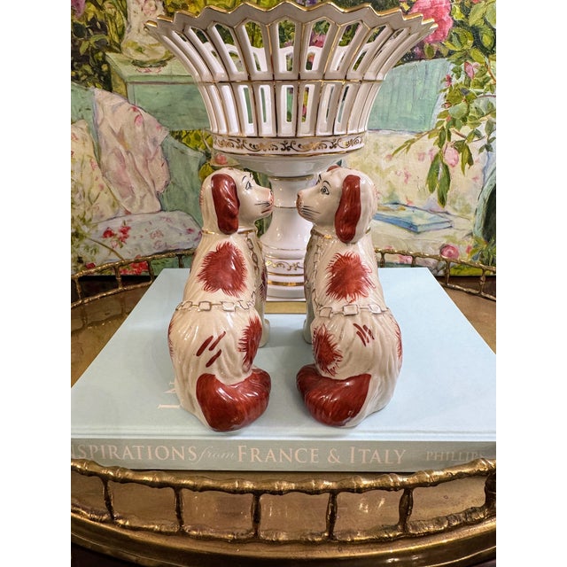 Charming Pair of Vintage Staffordshire Style Spaniels With Gilt Chain Collars and Parted Legs, Red & Cream Porcelain Dogs For Sale In Raleigh - Image 6 of 17