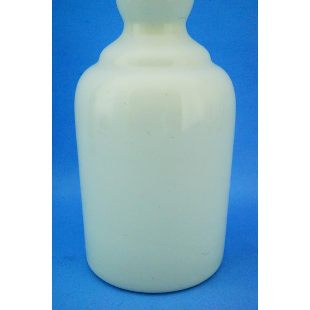 Ivory 19th Century Morandi Bottle Vase in White Opaline Milk Glass attributed to Salviati Murano, Italy For Sale - Image 8 of 18