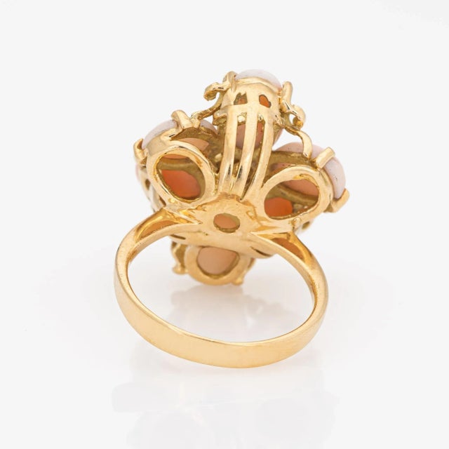 Late 20th Century Angel Skin Coral Ruby Ring 1970s Vintage 18 Karat Yellow Gold Flower Jewellery size 5.5 For Sale - Image 5 of 7