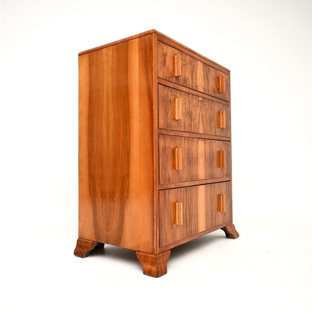 Mid-Century Modern Art Deco Figured Walnut Chest of Drawers, 1930 For Sale - Image 3 of 10