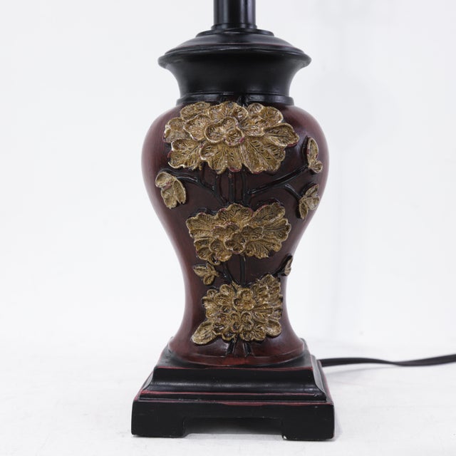 Pair of Vintage Black and Gold Chinoiserie Resin Accent Lamps For Sale - Image 12 of 14