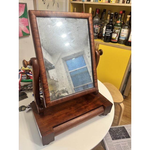 English Mahogany Dressing/Toilet Mirror, Probably Late Georgian or Regency, Roughly 1810–1830. For Sale In New York - Image 6 of 10