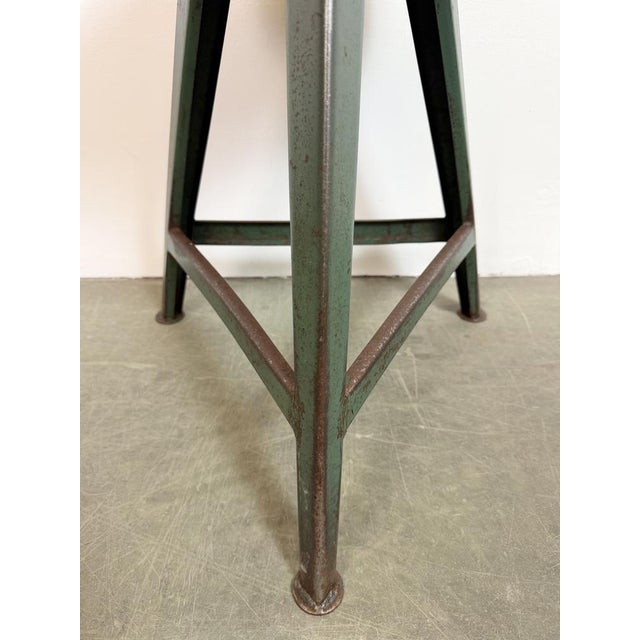 Industrial Green Workshop Stool, 1960s For Sale - Image 4 of 18