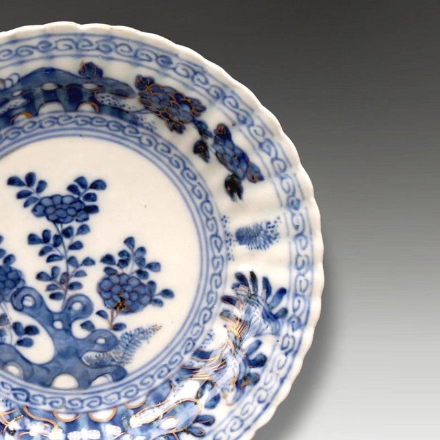18th Century Antique Chinese Kangxi Fluted Blue and White Porcelain Dish, 1700 For Sale - Image 5 of 7