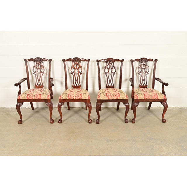 A gorgeous set of four Georgian or Chippendale style dining chairs By Ethan Allen, "18th Century Mahogany" Collection USA,...