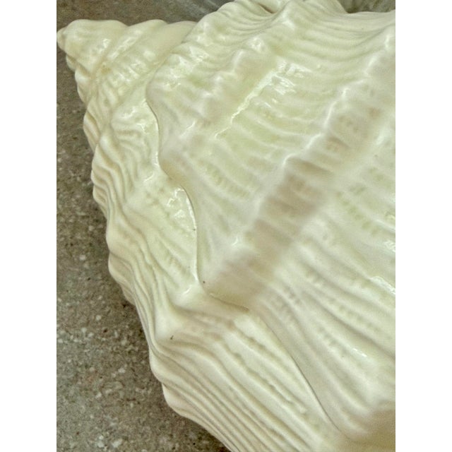Ceramic 1960’s Vintage White Porcelain Conch Shell Lidded Soup Tureen With Matching Ladle For Sale - Image 7 of 12
