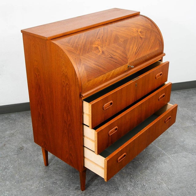 1960s Mid Century Danish Modern Desk Rolltop Secretary Teak Wood Denmark Vintage Legs For Sale - Image 5 of 10