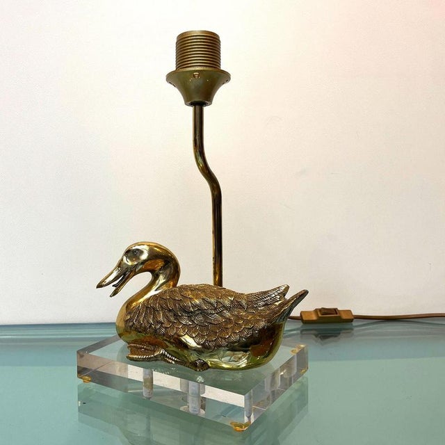 Vintage Brass Duck Table Lamp on Clear Acrylic Base, 1970s For Sale - Image 3 of 18