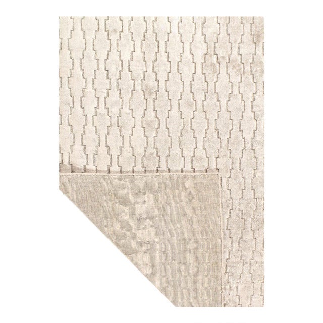 Modern Pasargad DC Gray Indian Modern Bamboo Silk Rug For Sale - Image 3 of 4