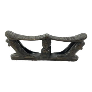 Early 20th Century Songye Double Headrest with Lizards For Sale